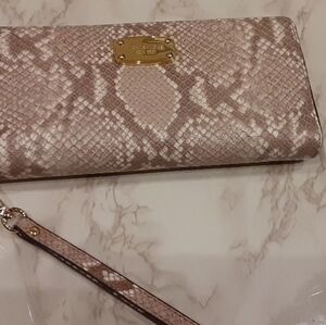 NWT Michael Kors Wallet